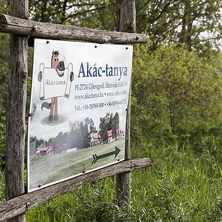 Akac-tanya Farm stay Ujlengyel