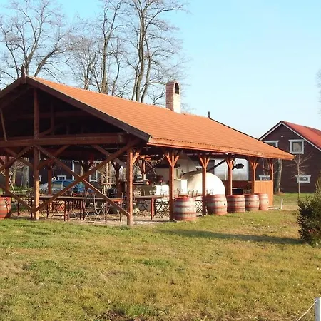 Farm stay Akac-tanya Ujlengyel